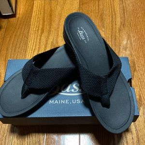 Bass Julia black wedge sandals thong toe women's